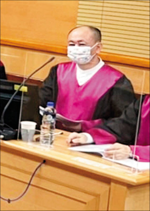 宜蘭地檢署檢察官吳志成連續三年考績不合格，判敗訴丟36萬元考績獎金