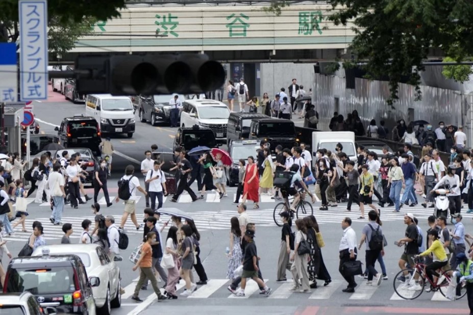 日本平均壽命連續兩年下降，厚生勞動省指疫情可能影響