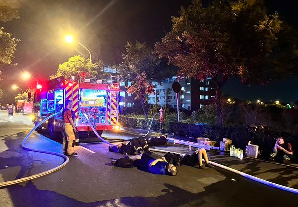屏東工廠爆炸事件：勇敢消防員殉職，專家回應爭議