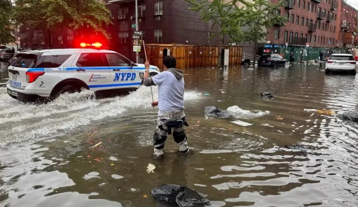 紐約州遭受破紀錄大雨侵襲，多地進入緊急狀態